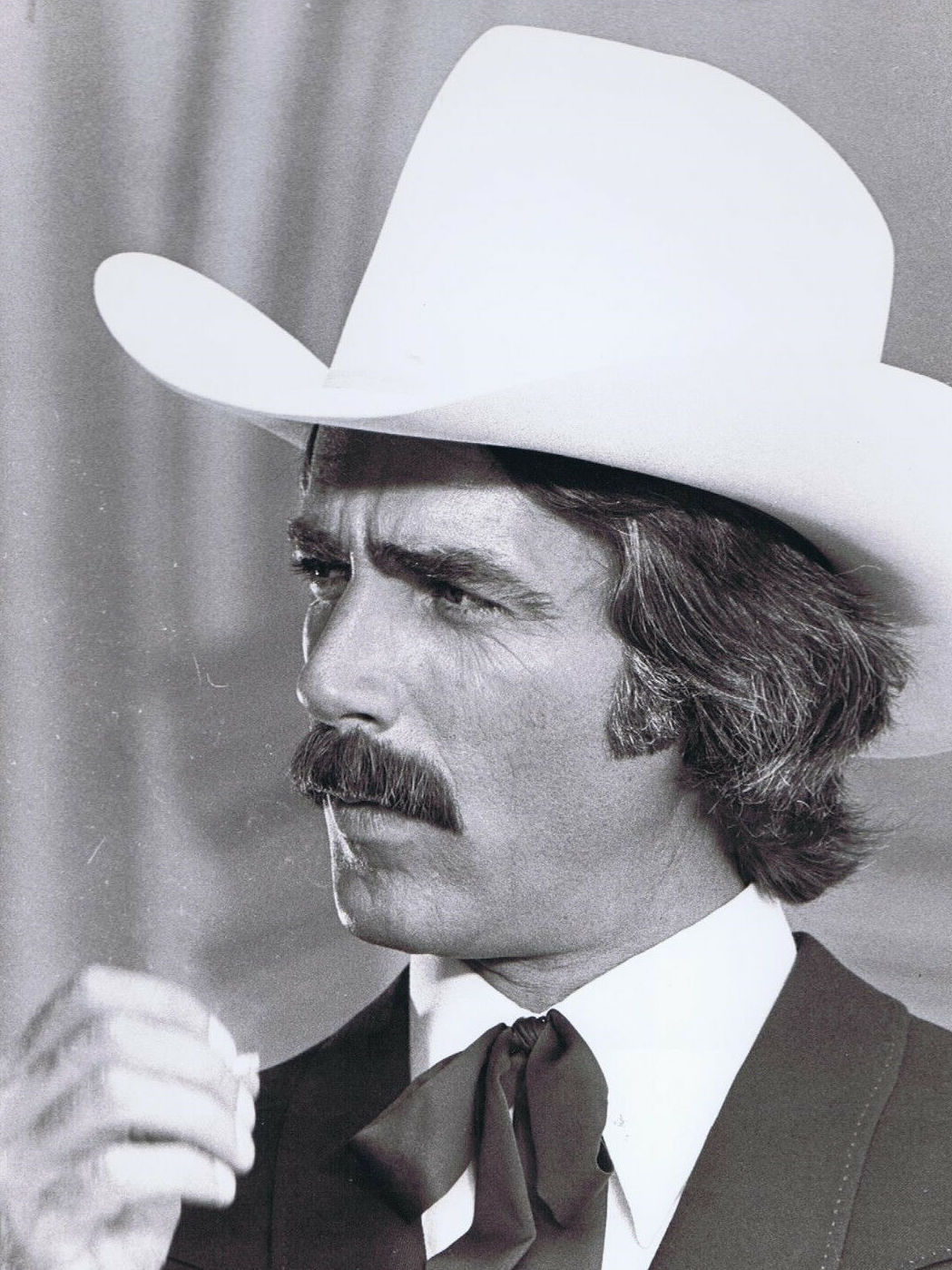 Sabrina Carpenter — Sam Elliott - Aspen headshot