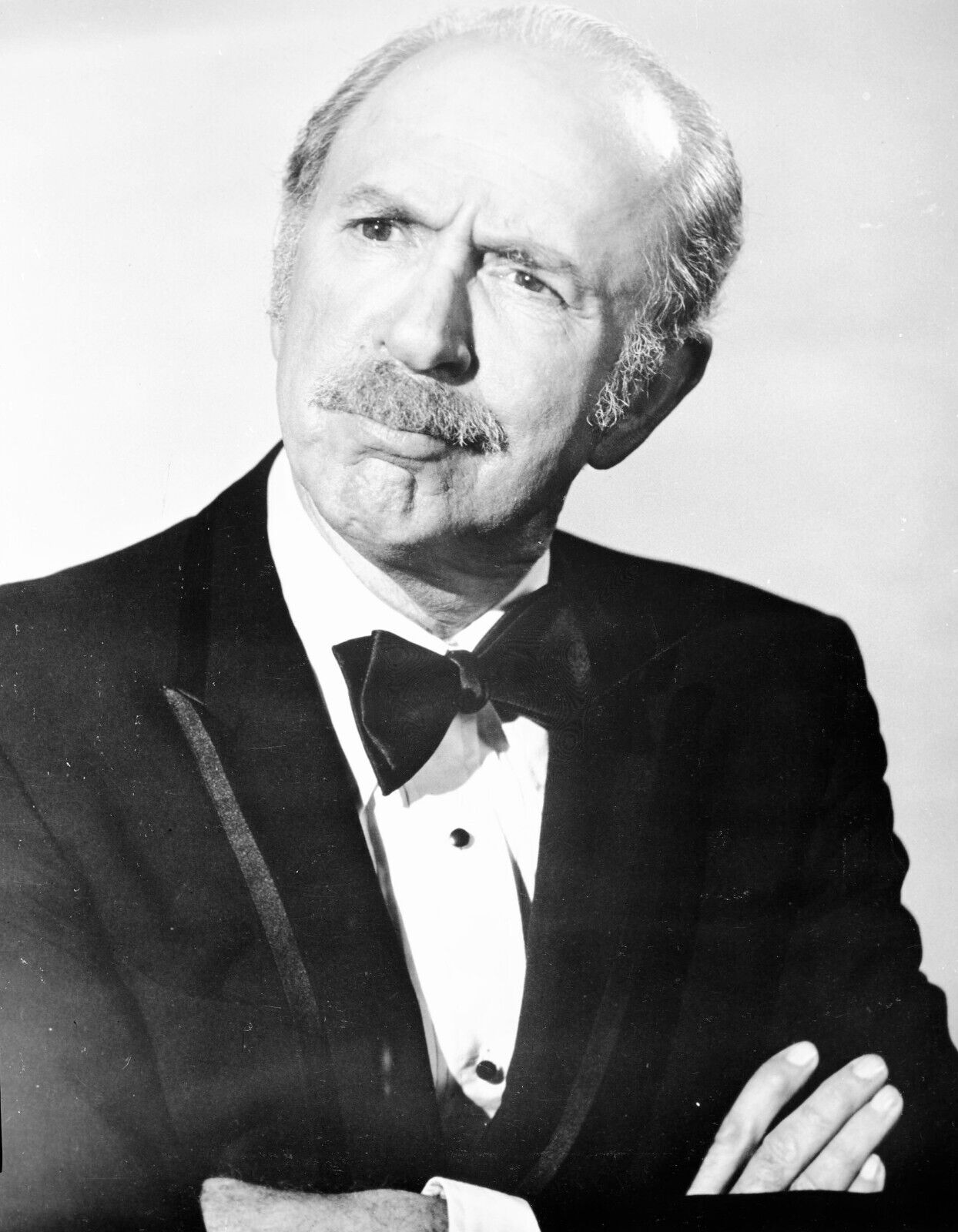 Laurie Metcalf — Jack Albertson posing for "The Poseidon Adventure" (1972) photoshoot